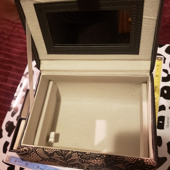 Tuscan design MINI jewelry box lace pink black - Picture 4 of 6